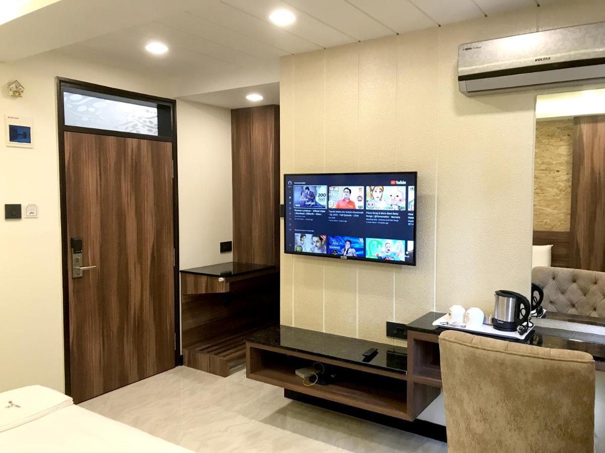 Meenakshi Inn Удипи Экстерьер фото