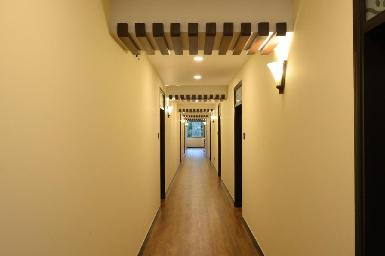 Meenakshi Inn Удипи Экстерьер фото